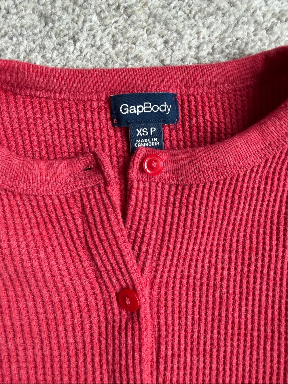 GapBody Women’s Red Ribbed Button-Up Cardigan - Picture 2 of 5